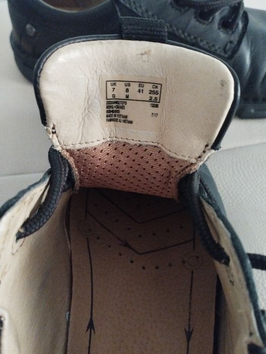 Чоловіче взуття Clarks