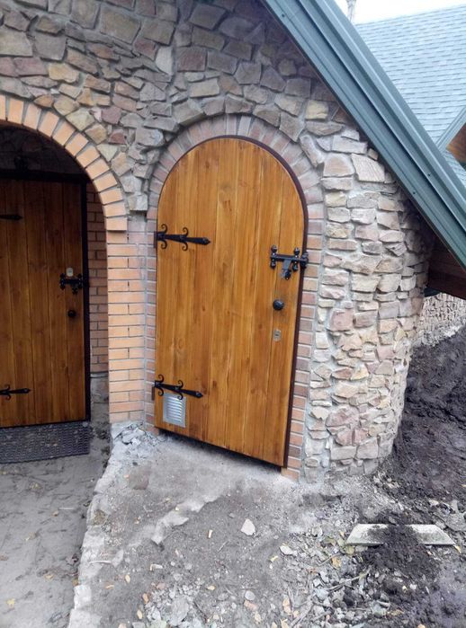 Ремонт замков/замена МДФ накладок. Ремонт  дверей/оббивка кожвинил.