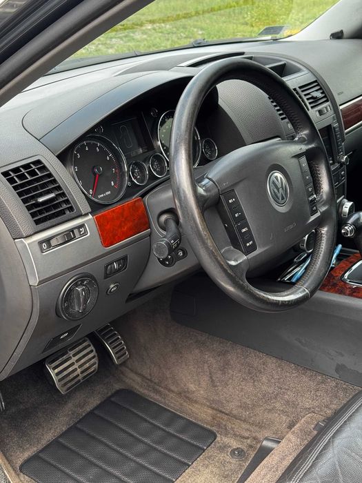 Voklswagen Touareg 4.2 MPI gaz 4x4 klimatyzacja