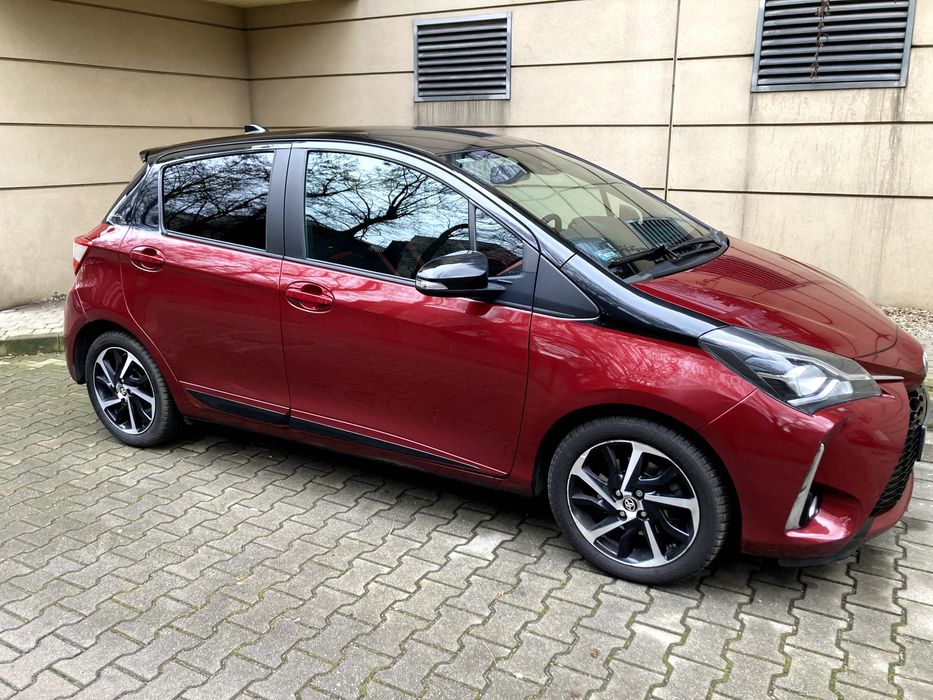 Toyota Yaris Selection Passion+NAVI 1.5 111KM automat CVT