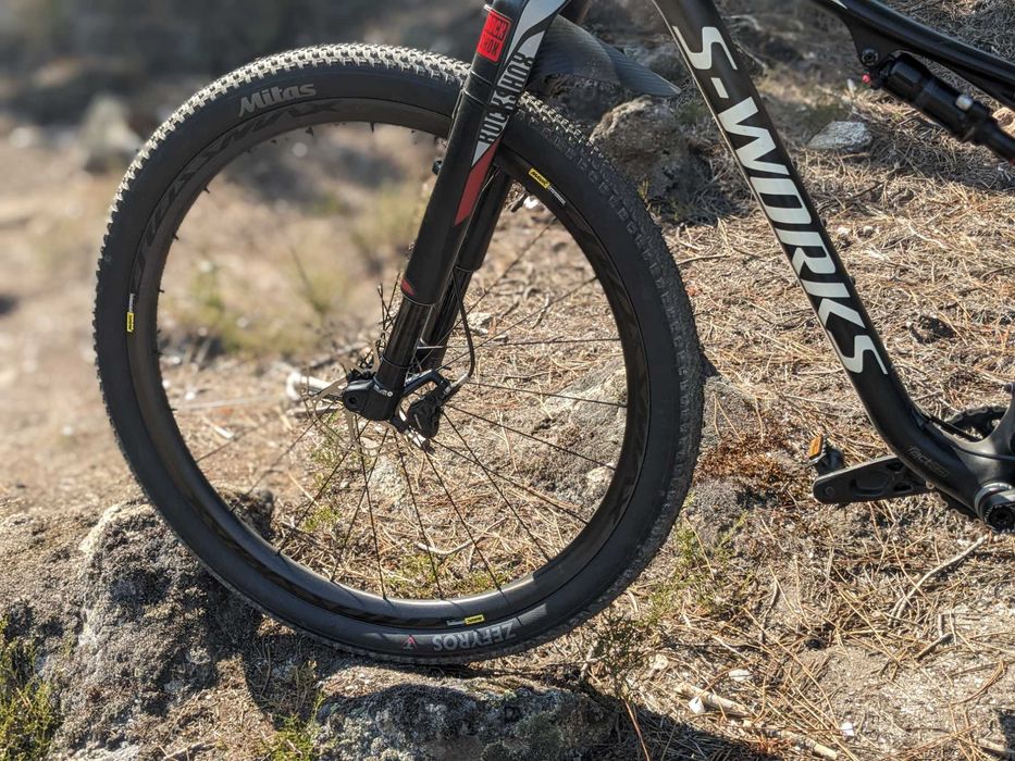 9,6 Kg Specialized Epic S-Works Rodas Carbono Mavic Elite Brain