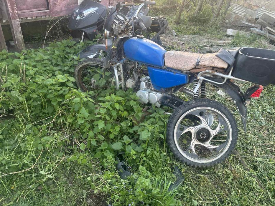 Продам скутер yamaha 250 куб