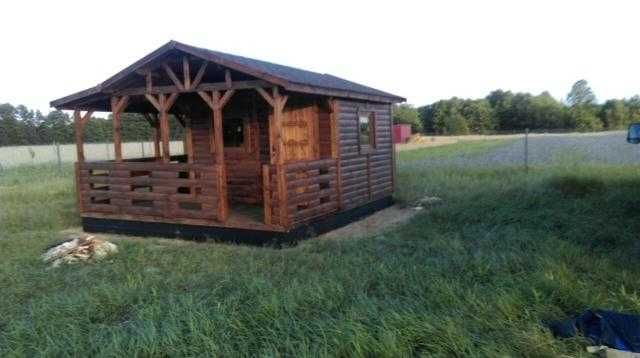 Domek letniskowy z komórką/domek odgrodowy/domek działkowy/drewniany