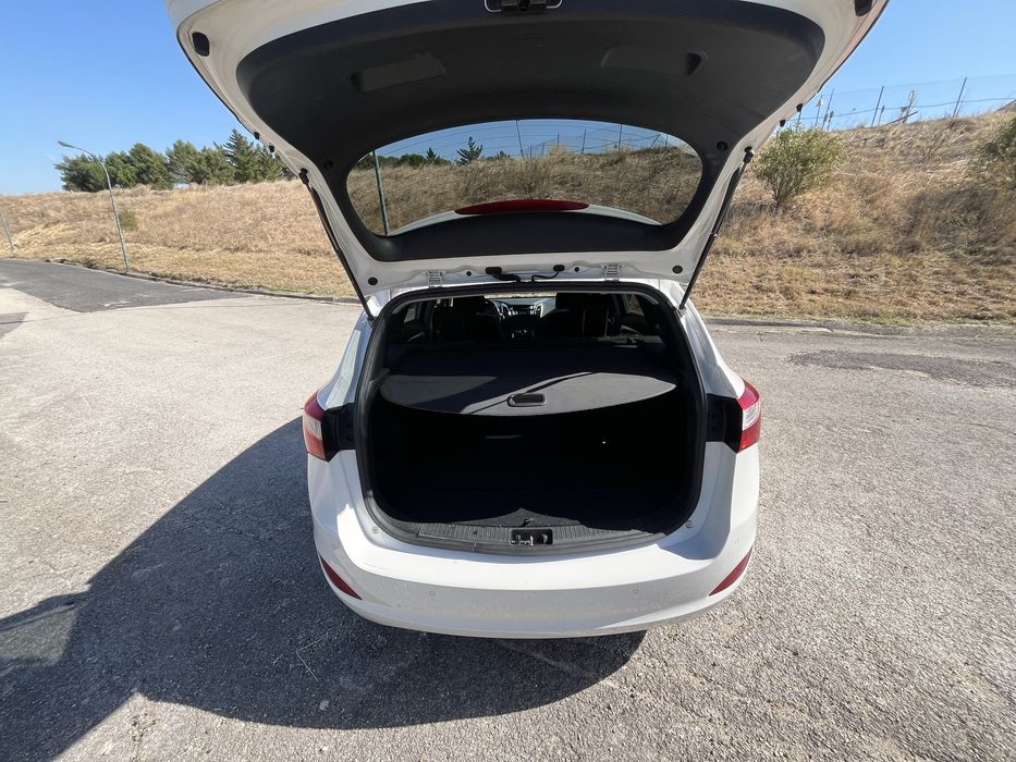 Hyundai i30 SW 1.4 CRDi – 2014 – Excelente Estado