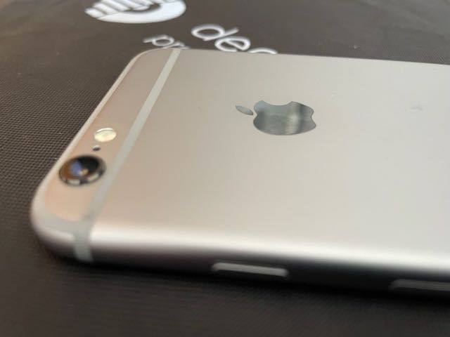 iPhone 6s em excelente estado 128gb