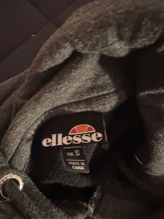 Sweatshirt eliesse preta