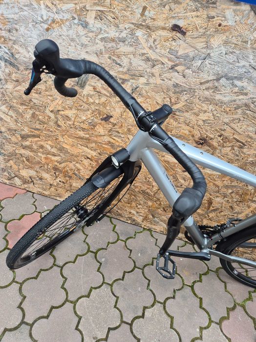 Rower Gravel Focus Atlas grx hydraulika 51 cm