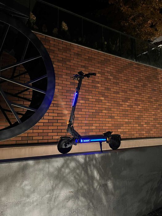 Hulajnoga elektryczna Ausom DT2 Pro. Najlepsza. Tylko 200 km przebiegu