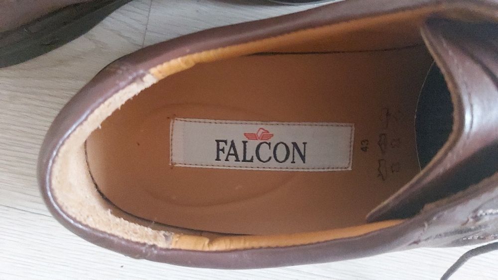 Buty nowe z Holandii skóra naturalna Falcon 43