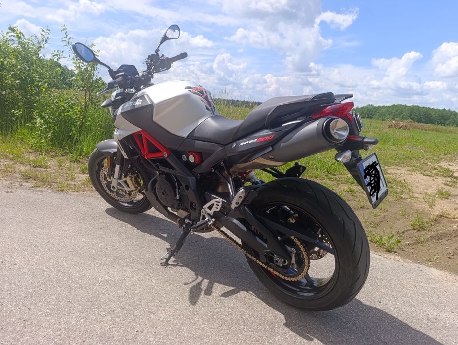 Aprilia Shriver 900
