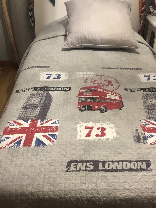 London Gray Quilt