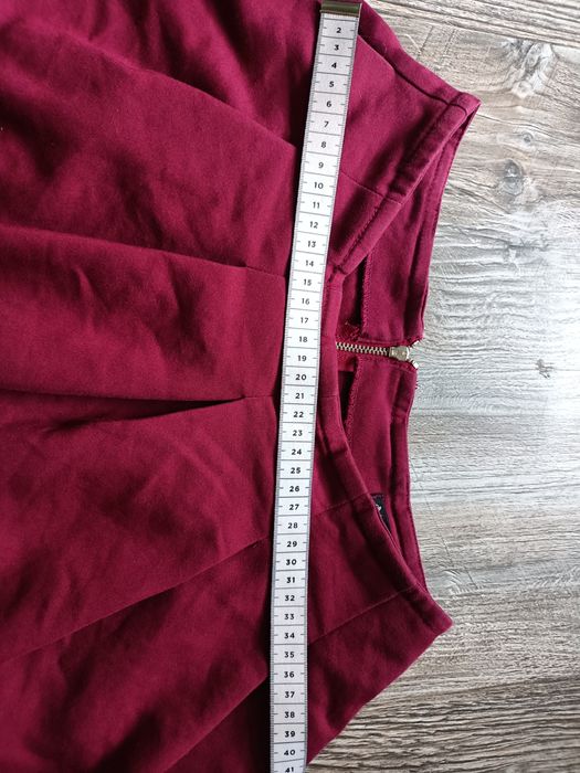 Spódnica Stradivarius bordo roz 34 czyli XS/S