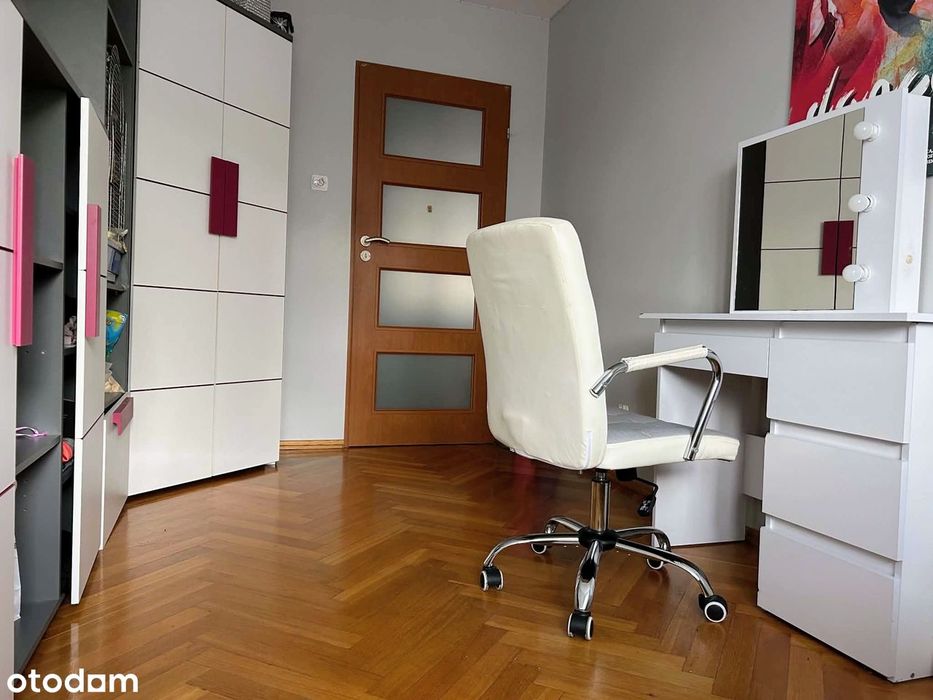 Mieszkanie 3-pokojowe z balkonem na 2. piętrze