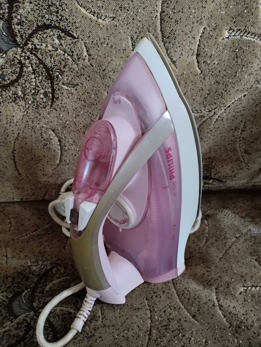 Утюги/праски Philips Scarlet EST Evropa style