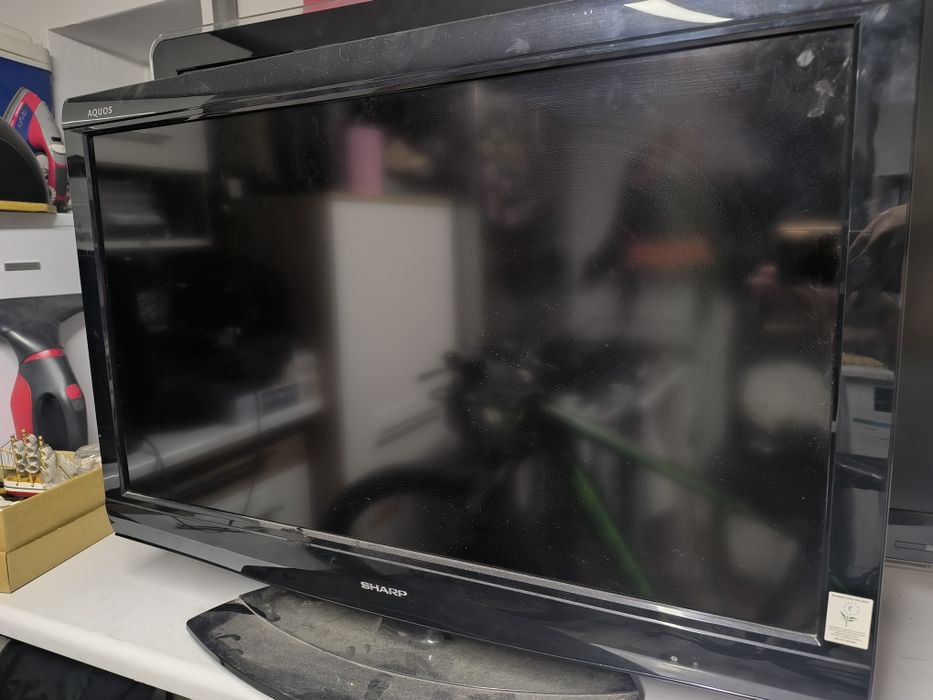Telewizor SHARP 32 całe