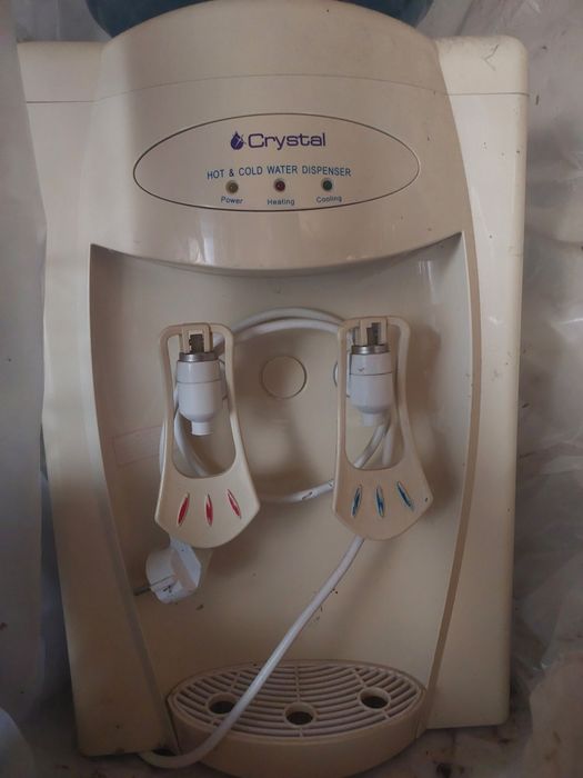 Кулер для води, все працює!