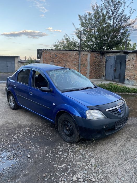 Продам Dacia Logan после ДТП