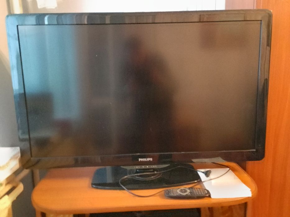 Телевизор PHILIPS