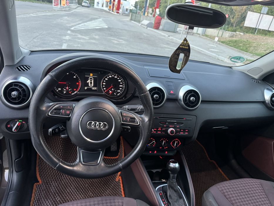 Audi A1 2012 1.6 TDI Avtomat ! New!