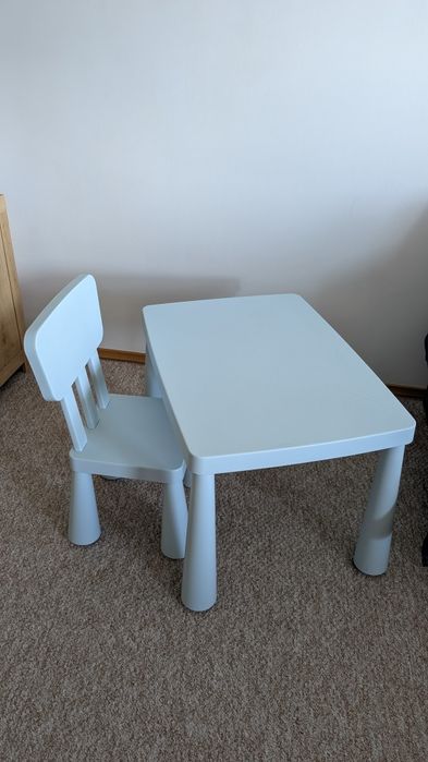 Ikea Mamut stolik krzesełko jasno niebieskie błękitne