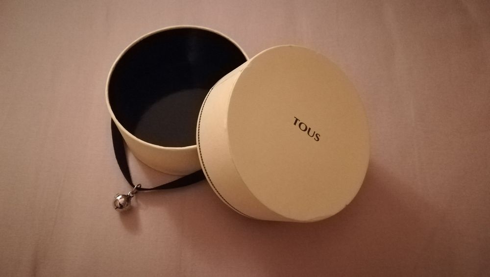 Tous - Caixa amarelo clarinho