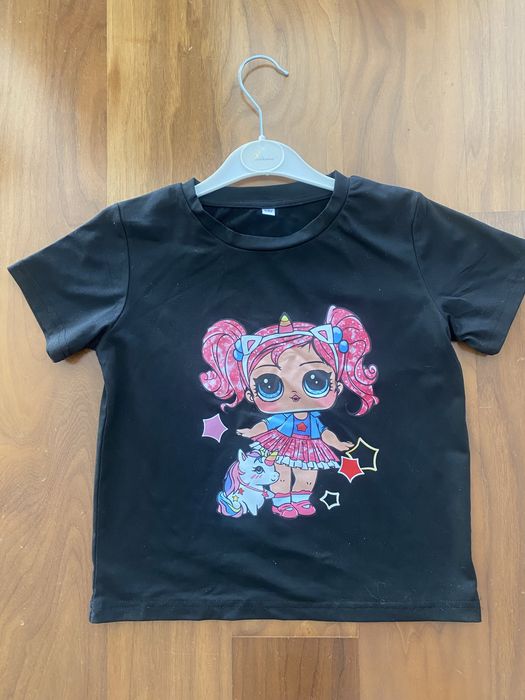 T shirt preta para menina