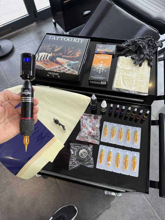 Kit Tatuagem Sem Fios COMPLETO Máquina Pen/ Pele Treino/ Tintas etc ..
