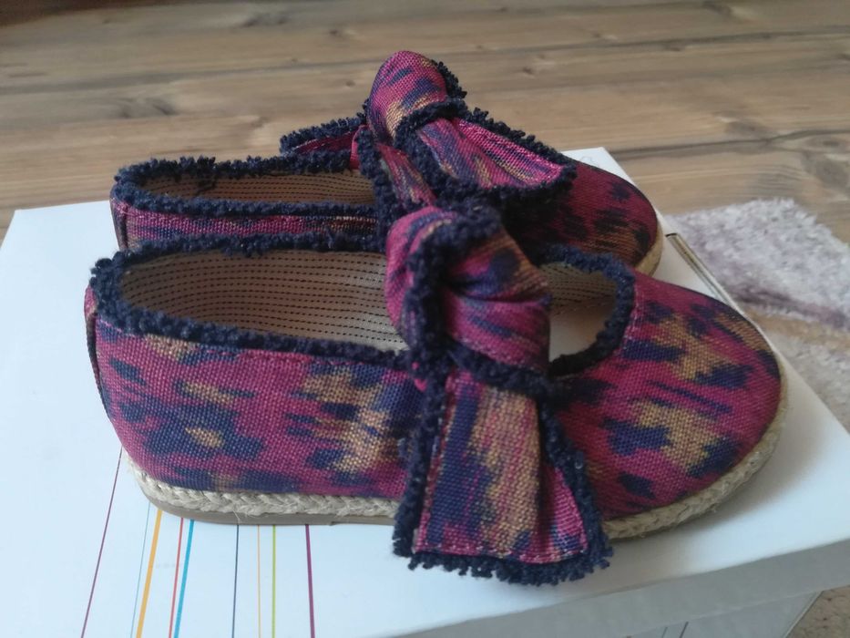 Buty, balerinki dla dziewczynki ZARA r.21 NOWE