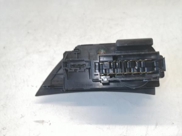 Botão / interruptor de luzes VOLKSWAGEN Polo (6N)