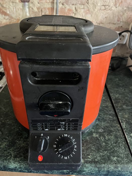 Продам фритюрницю