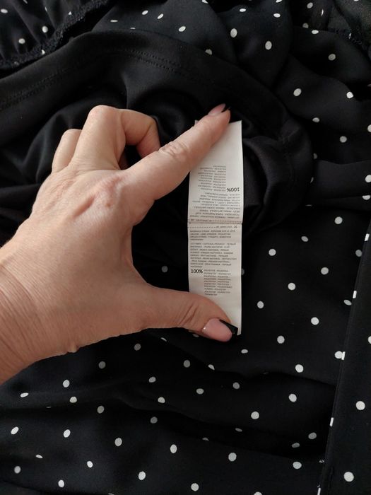 Czarna sukienka z długim rękawem w biale kropki Mohito r. 36/38