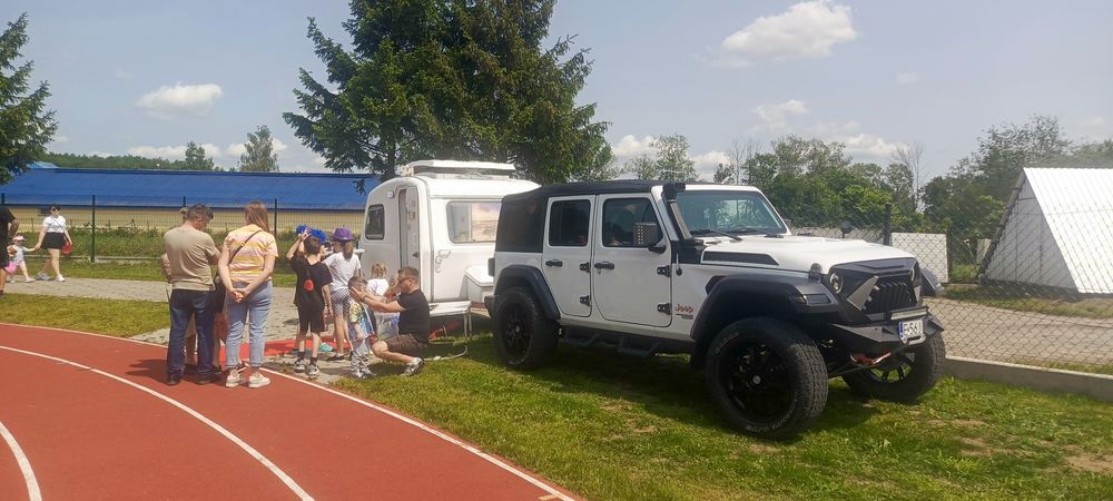 Fotocamp,. Fotoprzyczepa, fotobudka, fotokamper