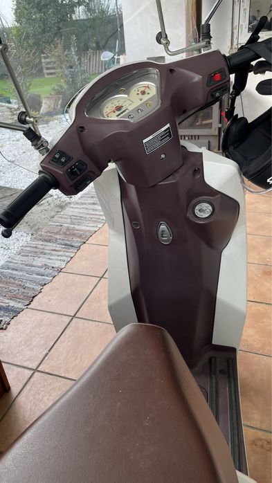 Motociclo KEEWAY zahara top