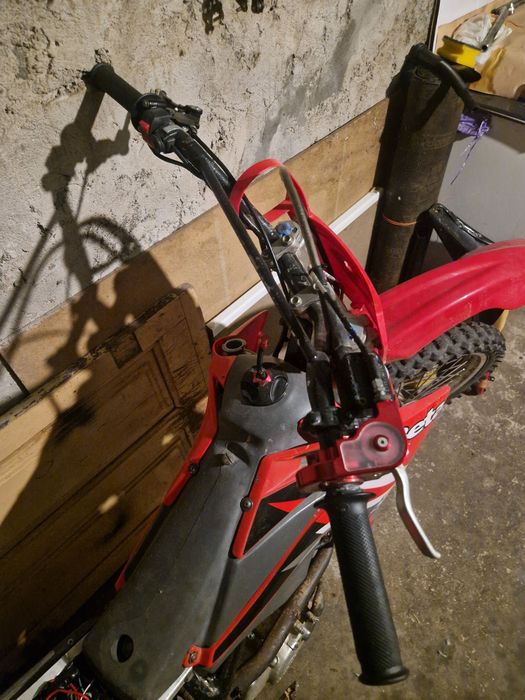 Vendo 250cc 4 tempos
