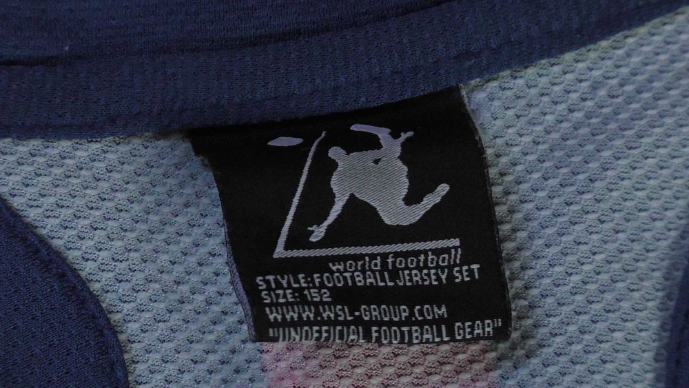 piłkarska Adidas z hologramem i inne rozm