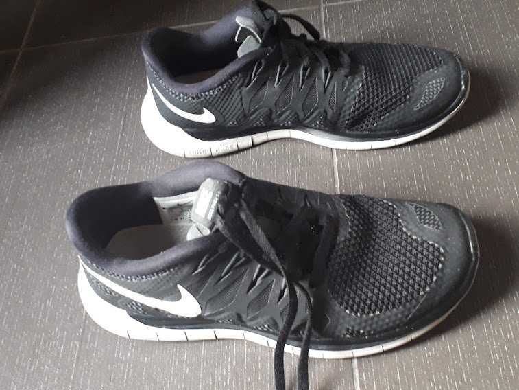 buty dziecięce nike flex roz. 37 / 37,5 lekkie mega wygodne stan BDB
