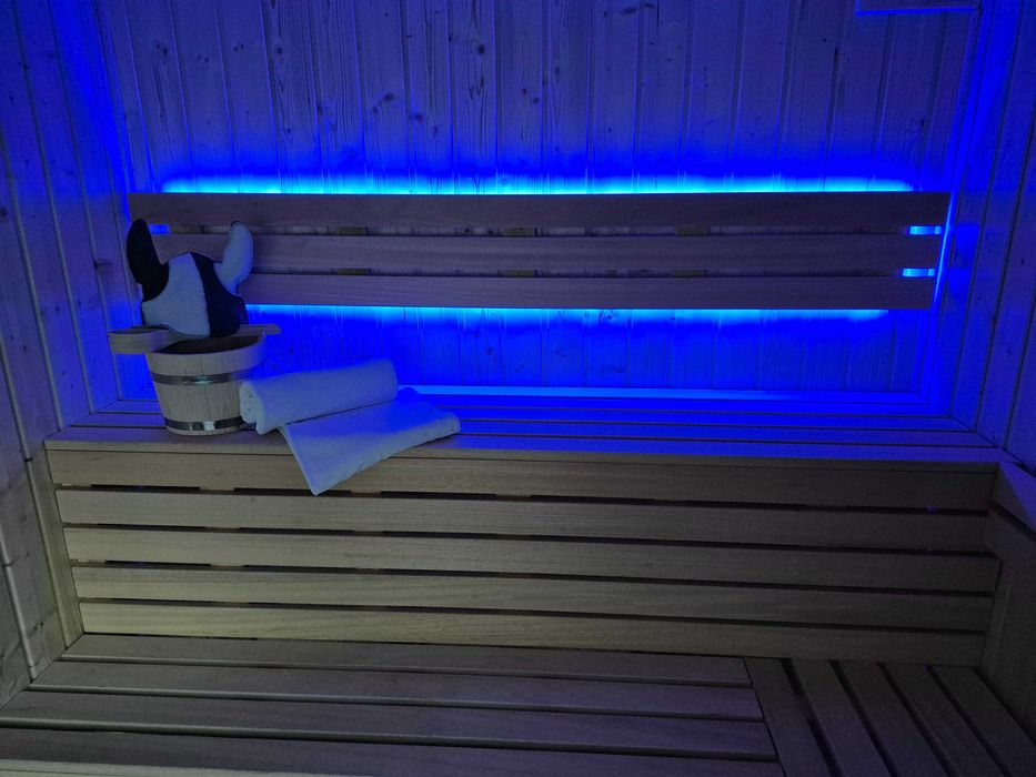 Domek wyłączność,basen ogrzewany,jacuzzi,jezioro,sauna,kominek wynajem
