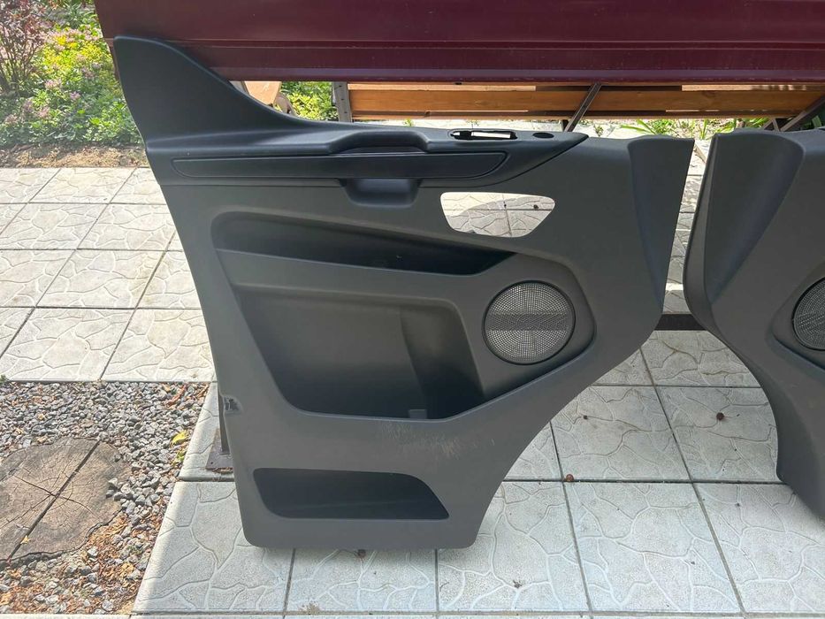 карти передніх дверей Ford Custom