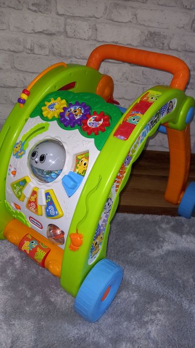 Interaktywny pchacz/chodzik