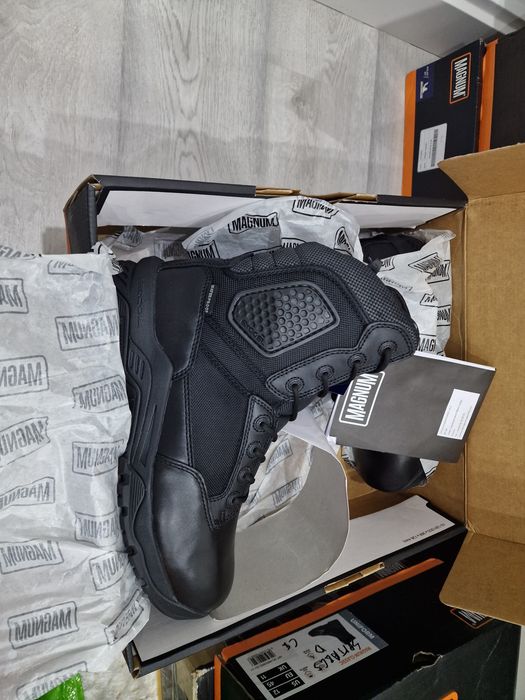 Botas Magnum Novas 39