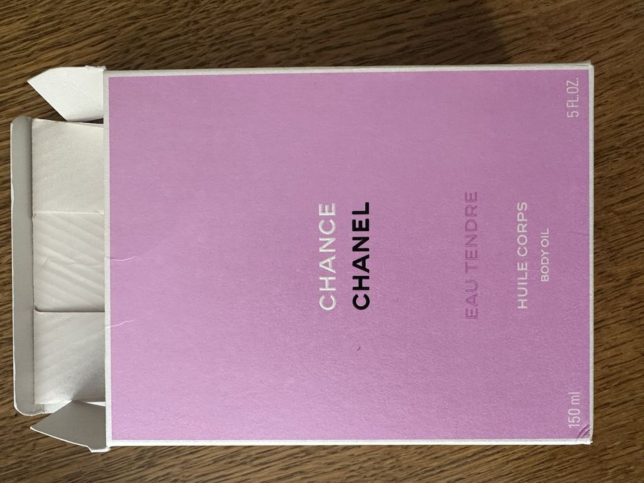 Nawilżający olejek do ciała Chanel Chance eau Tendre
