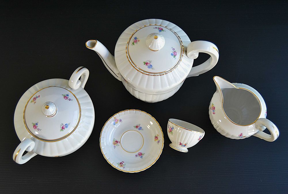 Serviço de café Anos 40-50 da Fábrica de Louças Artibus