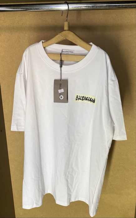 Футболка Balenciaga