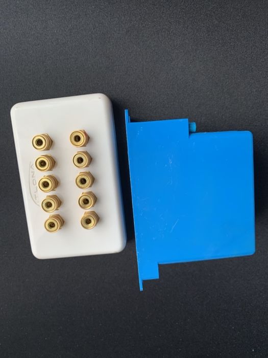 Caixa distribuição som