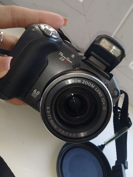 Фотоопарат Canon кенон на запчастини