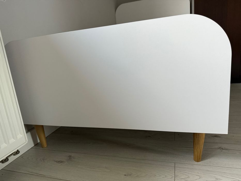 Łóżko dziecięce 160x80 na dębowych nóżkach
