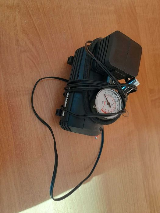 Mini kompresor do kół