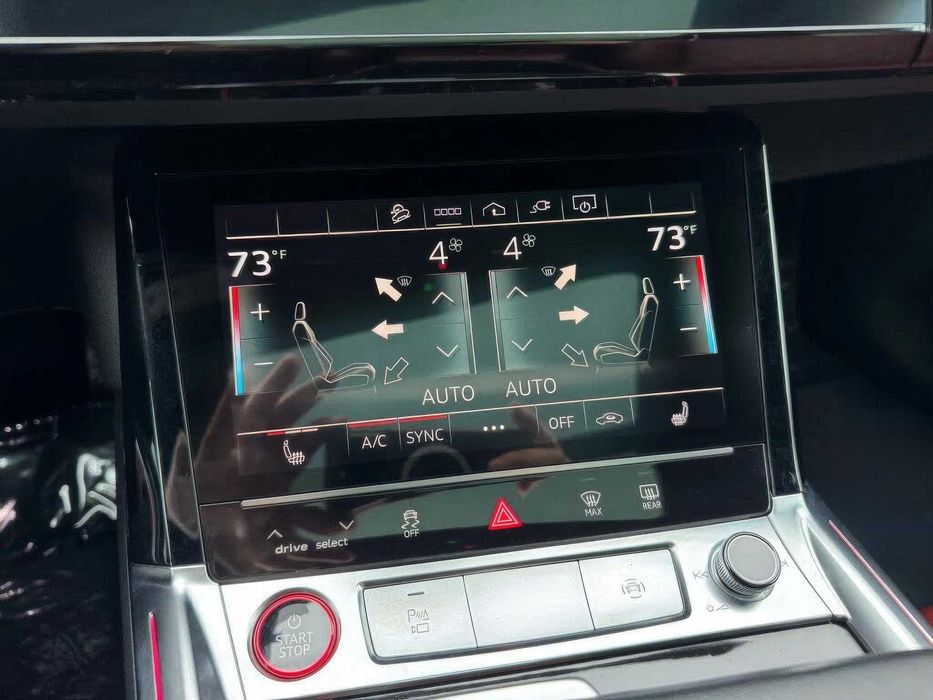 Audi e-tron S Premium Plus Sportback      2023