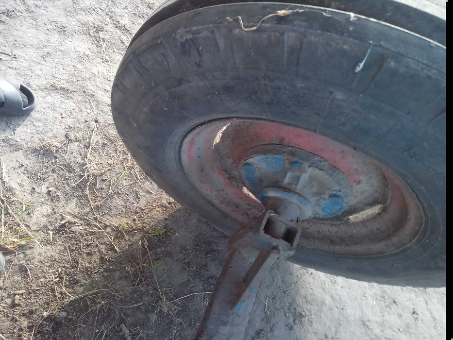 Ось (балка) з колесами 6.50-16 в зборі під причіп або мінітракторка