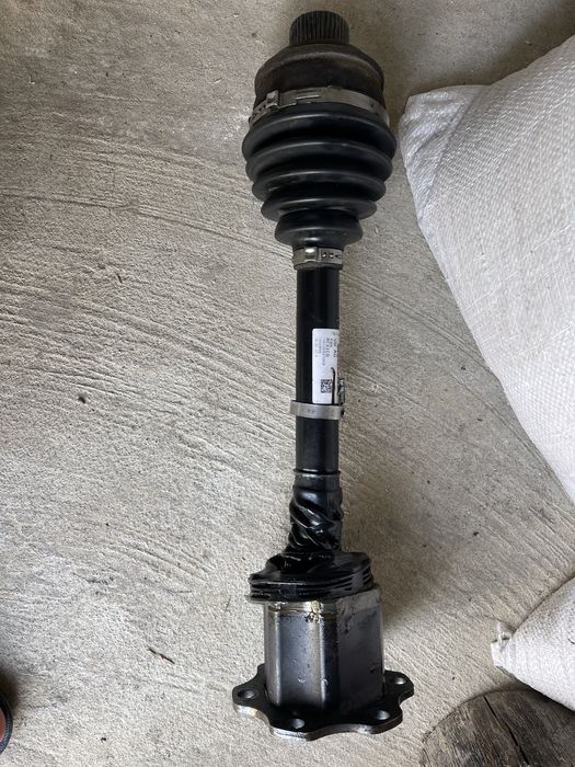 Продам піввісь до Audi Q5 80A